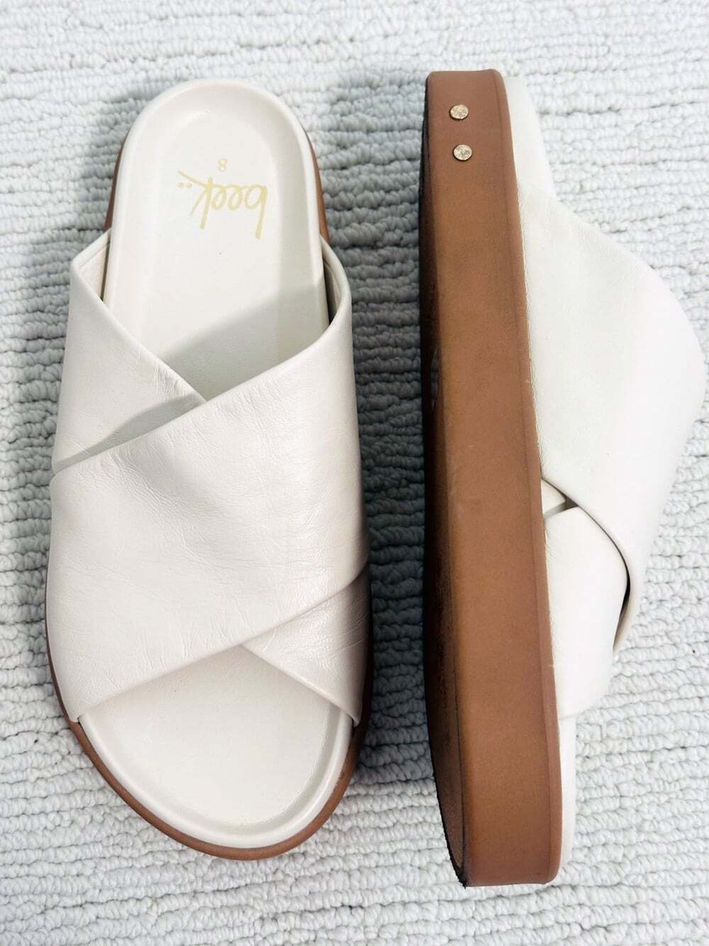 BEEK Hen Size 8 White Cross Platform Sandal Versatile Comfort Minimalist Beach